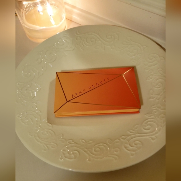 ĀTHR BEAUTY Desert Sunset Palatte - Picture 3 of 4